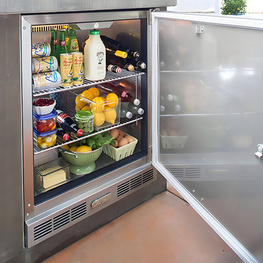 Alfresco 28-Inch 7.2 Cu. Ft. Outdoor Rated Compact Refrigerator | Interior Lighting
