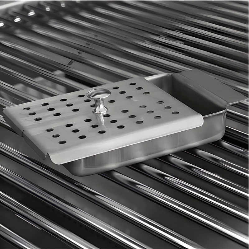 Lion Prominent Q BBQ Island: L75000 32-in Grill | Included Smoker Tray