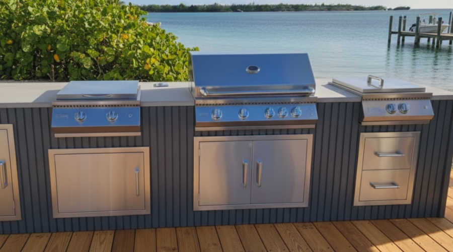 Black Stainless vs Stainless Steel: Which Finish Wins Outdoors?