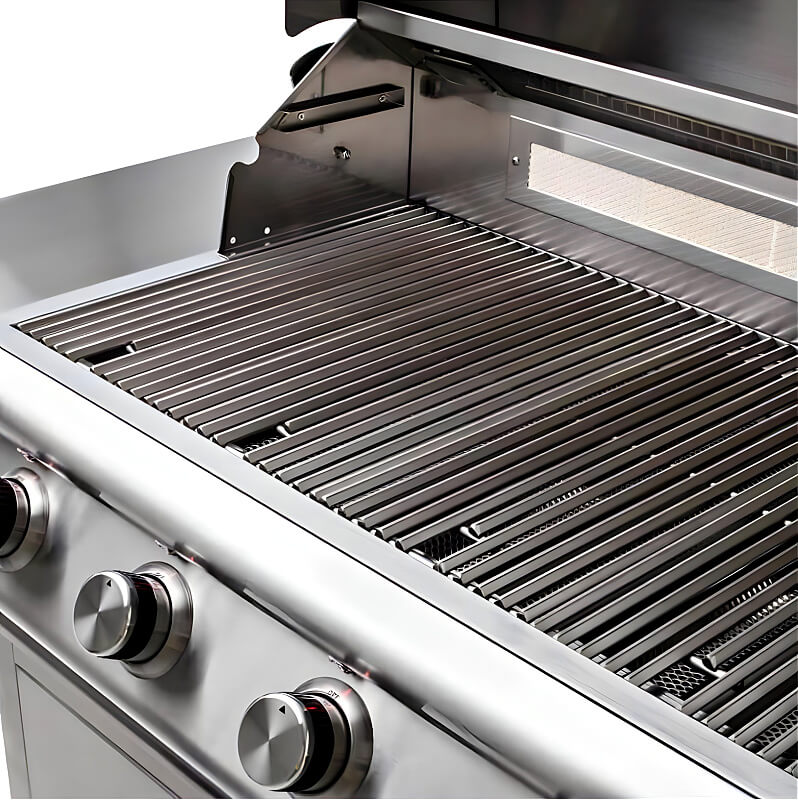 EZ Finish Systems 8 Ft Ready-To-Finish Grill Island | Blaze Premium LTE 32-Inch 4 Burner Gas Grill | Large Main Grilling Area