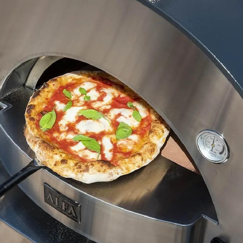 Alfa Classico 2 Pizze Wood-Fired Pizza Oven | Shown with Pizza 
