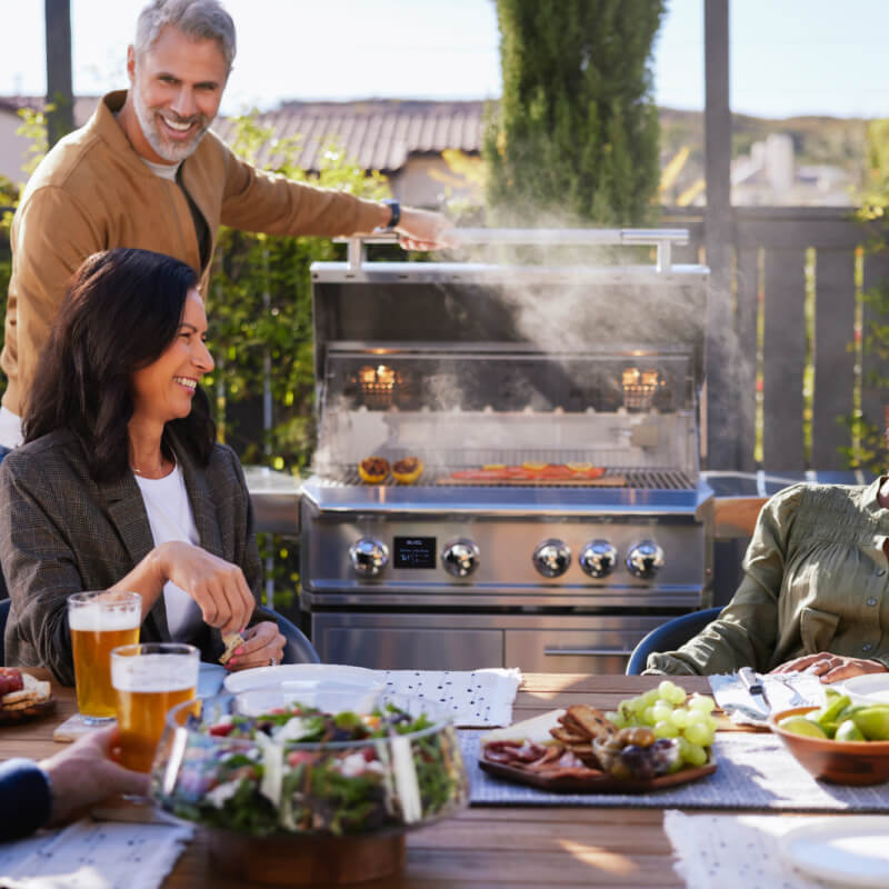 Blaze LTE Pro 32 Freestanding Grill | Lifestyle