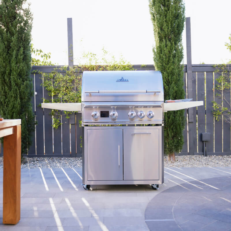 Blaze LTE Pro 32 Freestanding Grill | Shown on Patio
