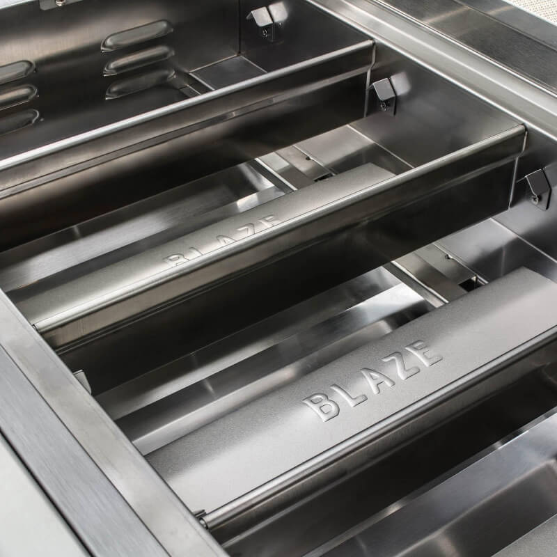Blaze Premium LTE 32-Inch 4-Burner Built-In Grill - Heat Zone Separators Closeup