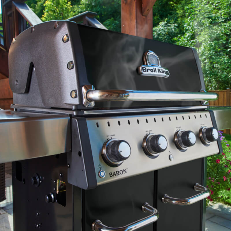 Broil King Baron 420 Grill | Close Up