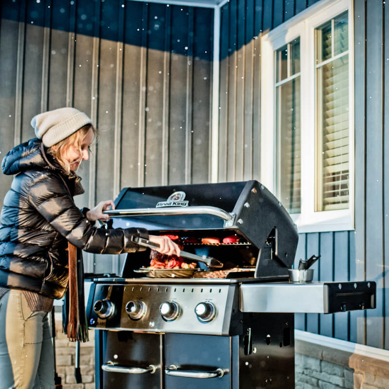 Broil King Baron 420 Grill | Shown Grilling