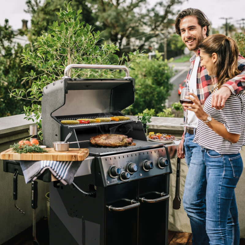 Broil King Baron 440 PRO Black 4-Burner Gas Grill | Shown Grilling