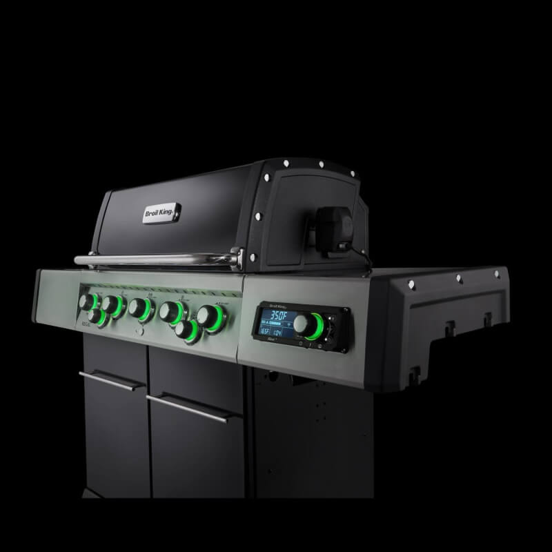 Broil King Regal Q 590 Pro IR Gas Grill | Green Gas Knobs