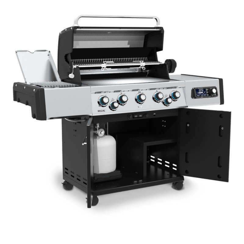Broil King Regal Q 590 Pro IR Gas Grill | Rotisserie Burner & Kit
