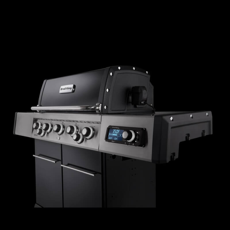 Broil King Regal Q 590 Pro IR Gas Grill | White Gas Knobs