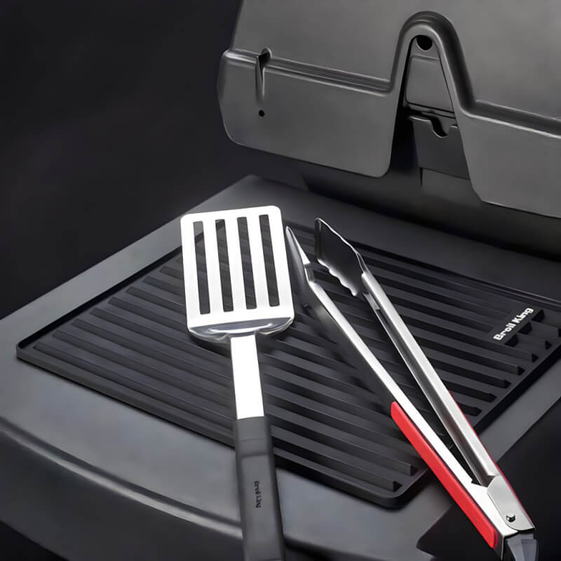 Broil King Silicone Side Shelf Mat | Shown on Grill