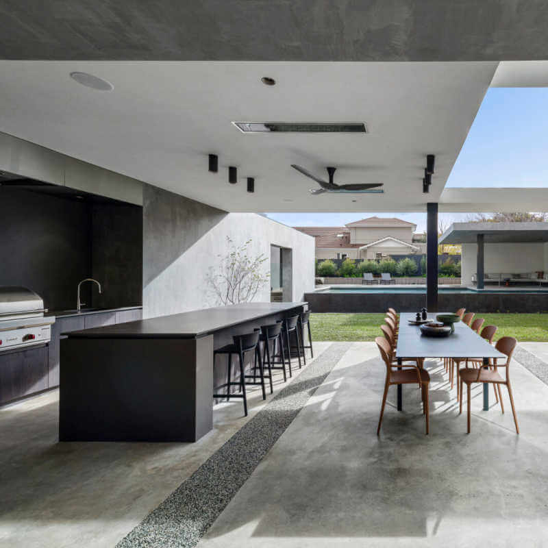 Bromic Platinum Electric Heater | Mounted in Outdoor Kitchen