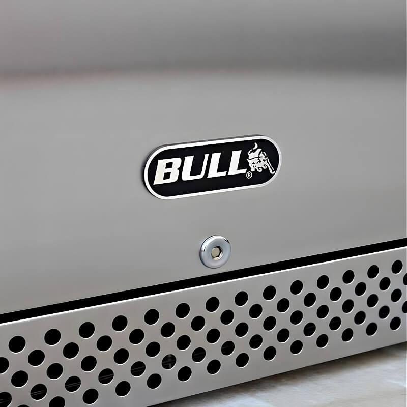 Bull Charleston | Bull 21 Inch 4.6 Cu Ft Refrigerator with Key Lock