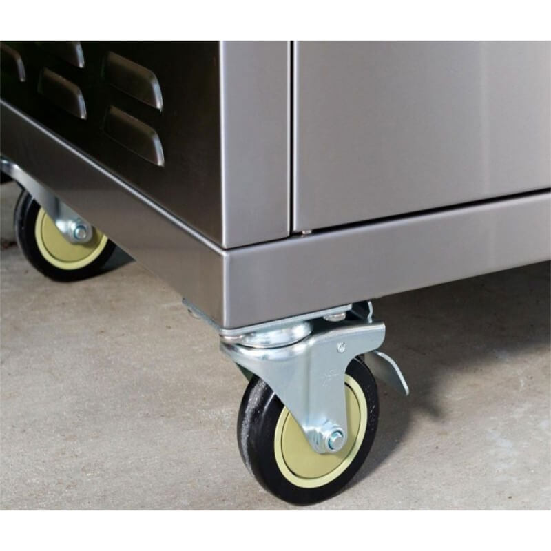 Bull Flat Top Grill w/ Cart | Locking Caster Wheels