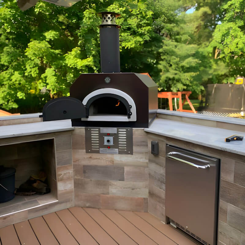 Chicago Brick Oven CBO-750 Pizza Oven | Shown in Outdoor Kitchen Countertop