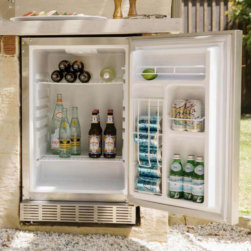 Coyote 21" Refrigerator | Door Storage