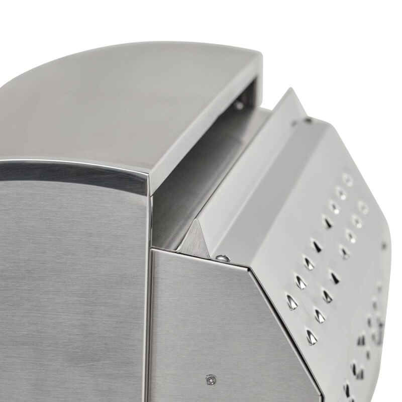 Coyote Grill | Integrated Wind Guard