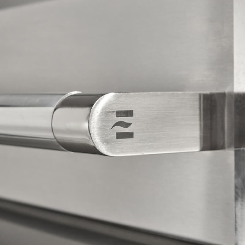 Coyote SL-Series 36-Inch 4-Burner Built-In Gas Grill | Grill Hood Handle