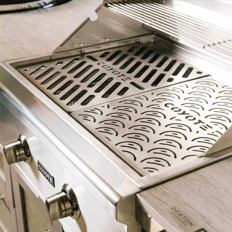 Coyote Signature Grill Grates | Shown With Steak Searing Panel