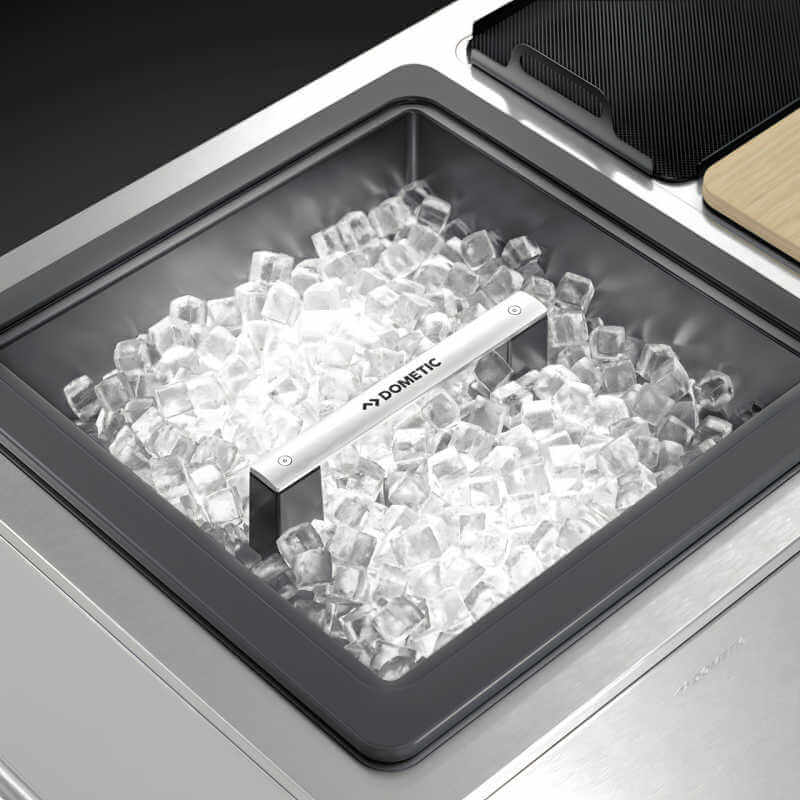 Dometic MoBar 550S Outdoor Mobile Bar | Ice Bin