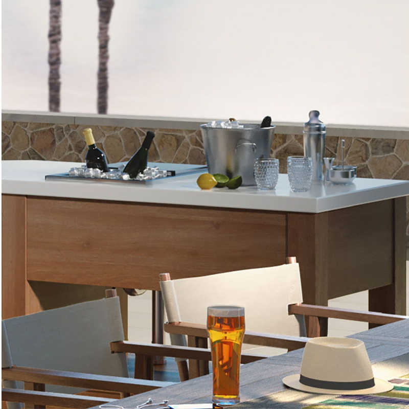 Hestan Outdoor Ice Bin | Shown in Outdoor Kitchen