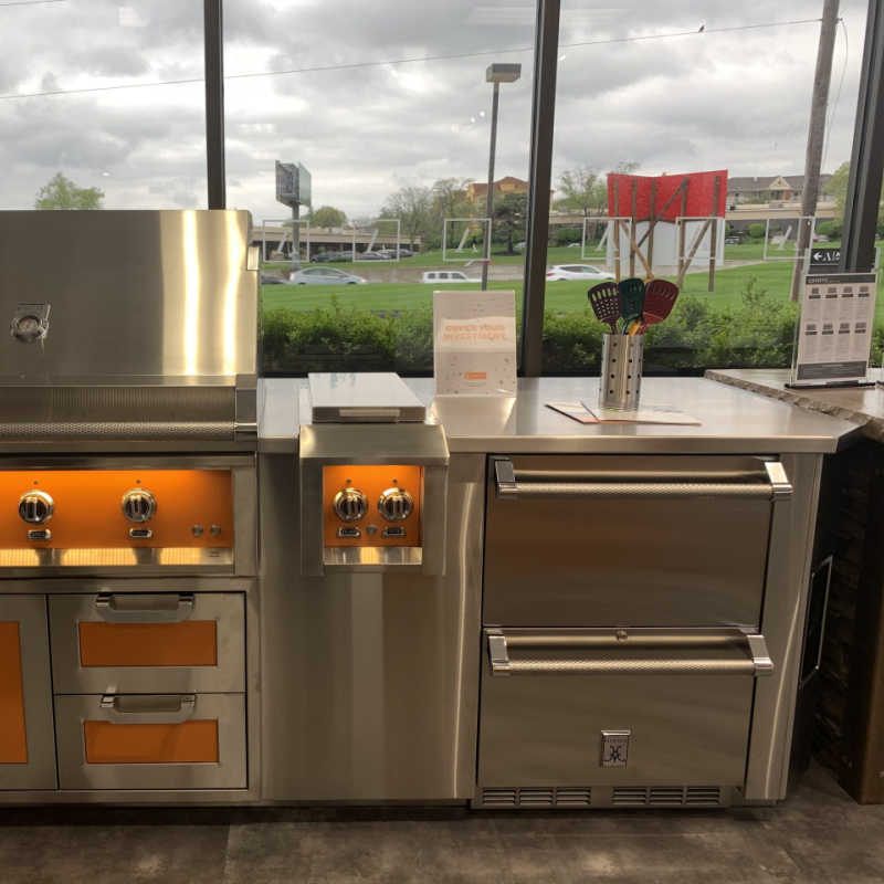 Hestan Double Drawer Fridge | Shown in Outdoor Kitchen