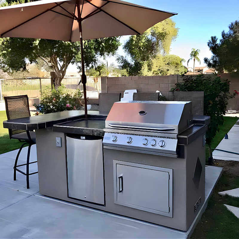 Kokomo Grills St. John 7 Ft 6-Inch BBQ Island w/ Raised Bar Countertop | Shown with Kokomo Umbrella