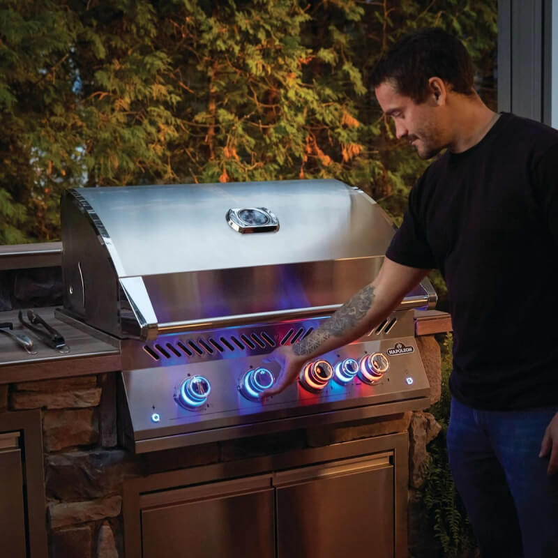Napoleon 700 Series Grill | Shown with Safety Glow