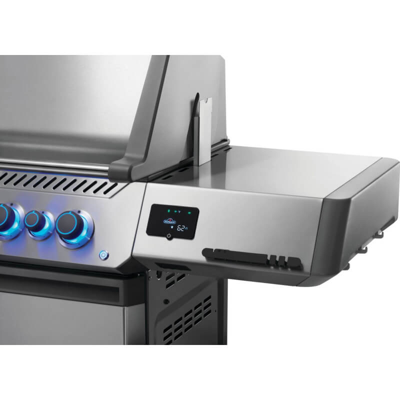 Napoleon Prestige 665 5-Burner Gas Grill | Digital Side Controls