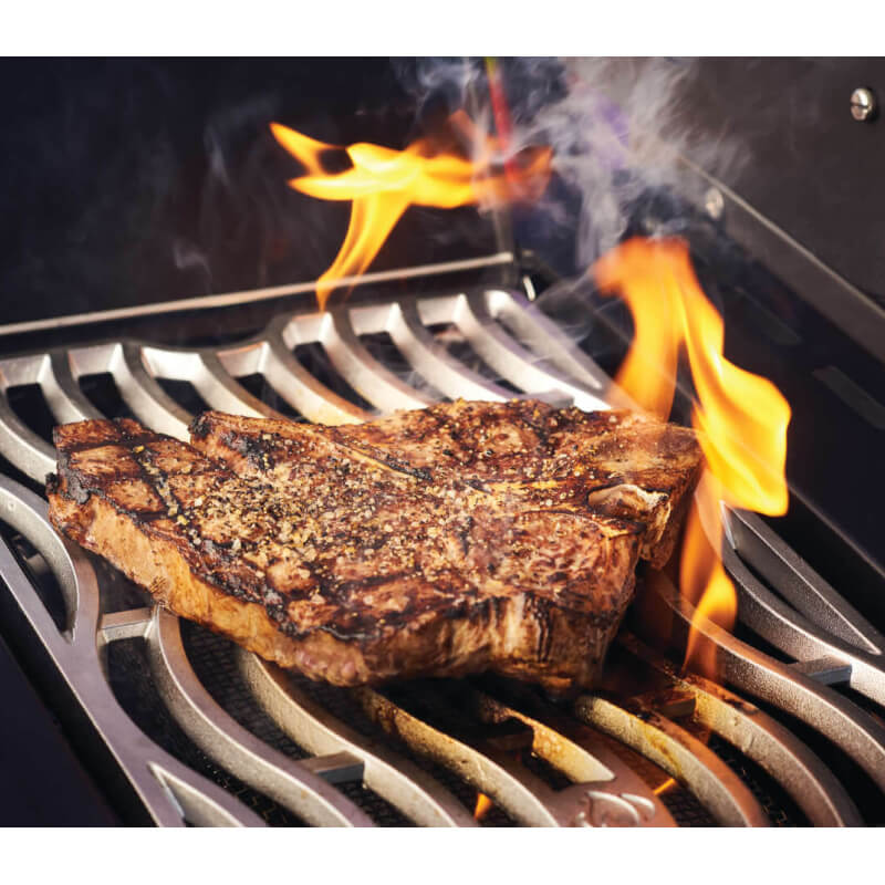 Napoleon Prestige Phantom 500 4-Burner Grill | Sear Side Burner