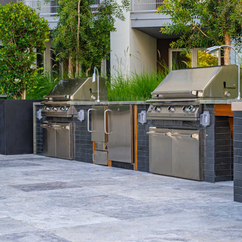 PGS T-Series S27T Built-In Grill | Shown At Apartment Complex Outdoor Kitchen