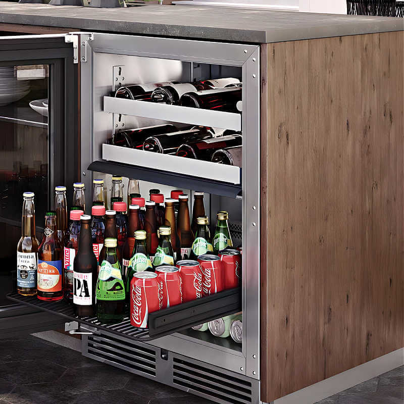 Perlick 24-Inch Signature Series Panel Ready Outdoor Beverage Center with Lock | Interior Full Extension Shelf