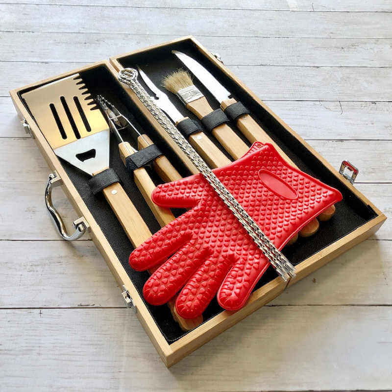 Personalized Engraved 8 Piece BBQ Set with Bamboo Case | Case Opened