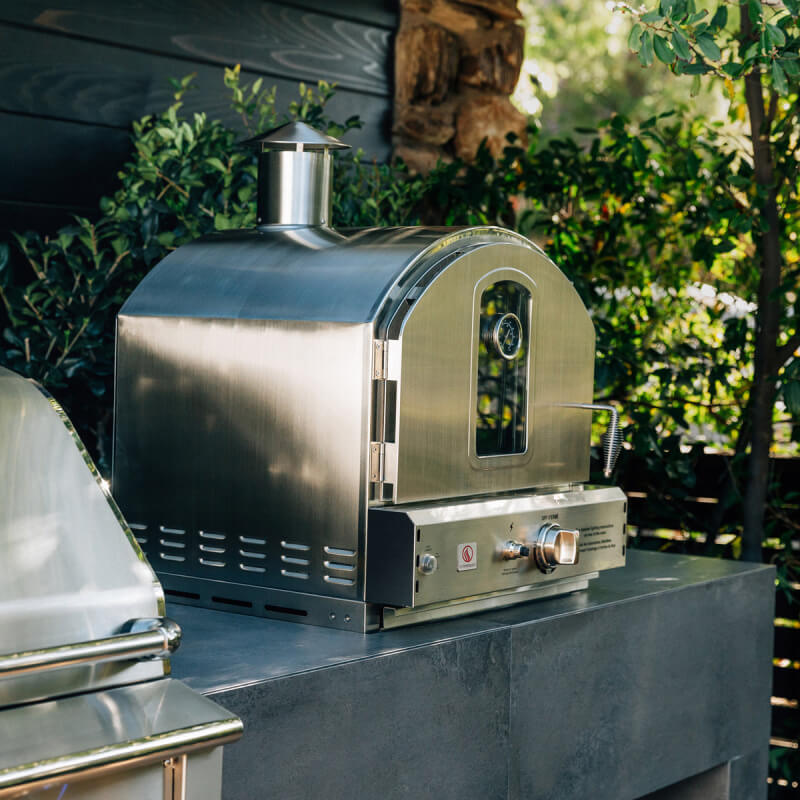 Summerset Countertop Outdoor Pizza Oven | Shown on Countertop