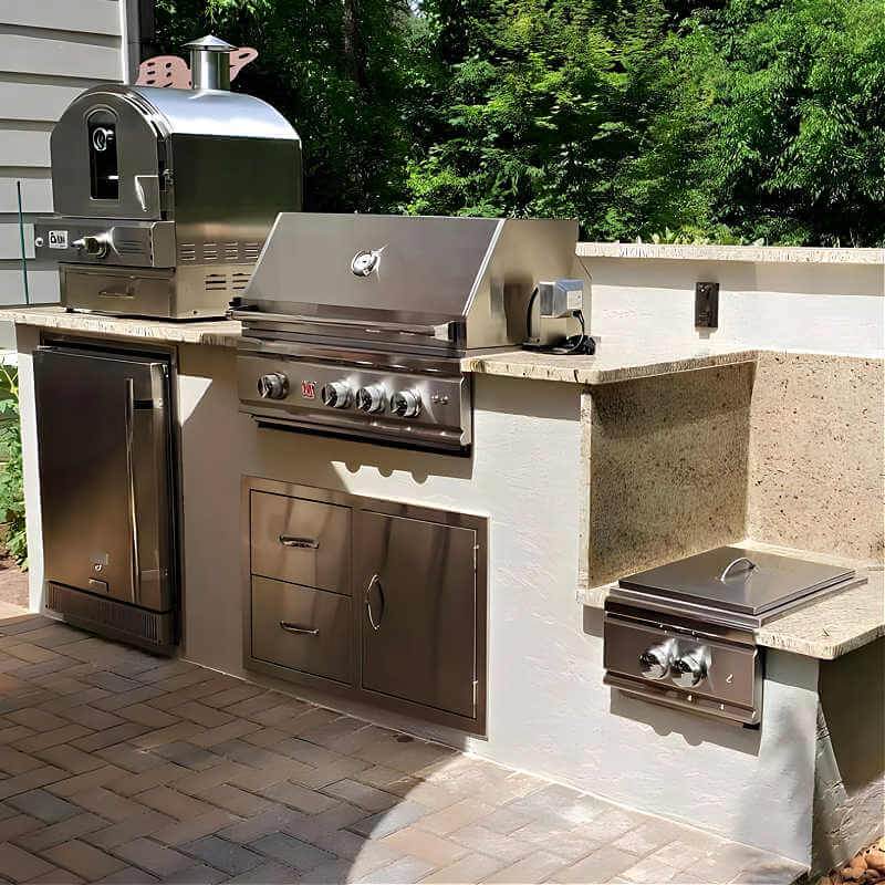 Summerset TRL 32 Inch 3 Burner Built-In Gas Grill With Rotisserie | Shown in Outdoor Kitchen