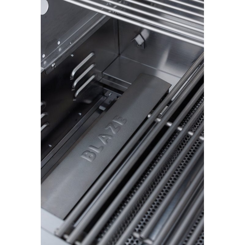 Blaze BCM 25-Inch Freestanding Grill 304 Cast Stainless Steel 14000 BTU Burners Close-Up