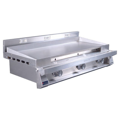 Le Griddle Pro Series 105 OML105P3 41-Inch Built-In Gas Griddle Angle View