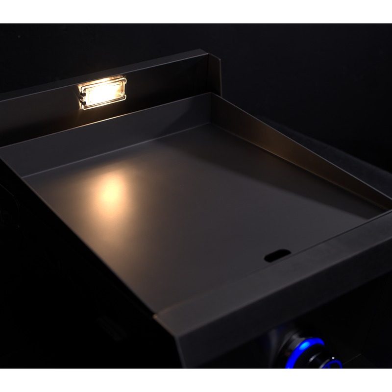 Le Griddle Pro Series 40 LED Puddle Light Logo Projection on Cooking Surface — OML40P3