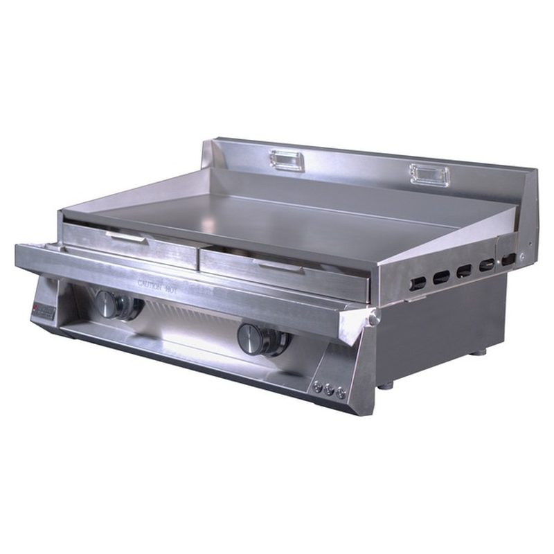 Le Griddle Pro Series 75 Stainless Steel Lid Closed Angle View — OML75P3