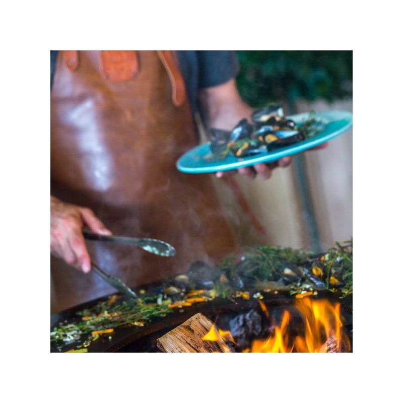 OFYR Classic Storage Black 100 PRO Wood-Fired Plancha Grill - Image 3