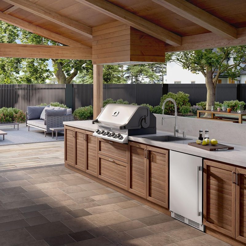 Zephyr Spruce 60-Inch Outdoor Range Hood Insert Outdoor Kitchen Lifestyle