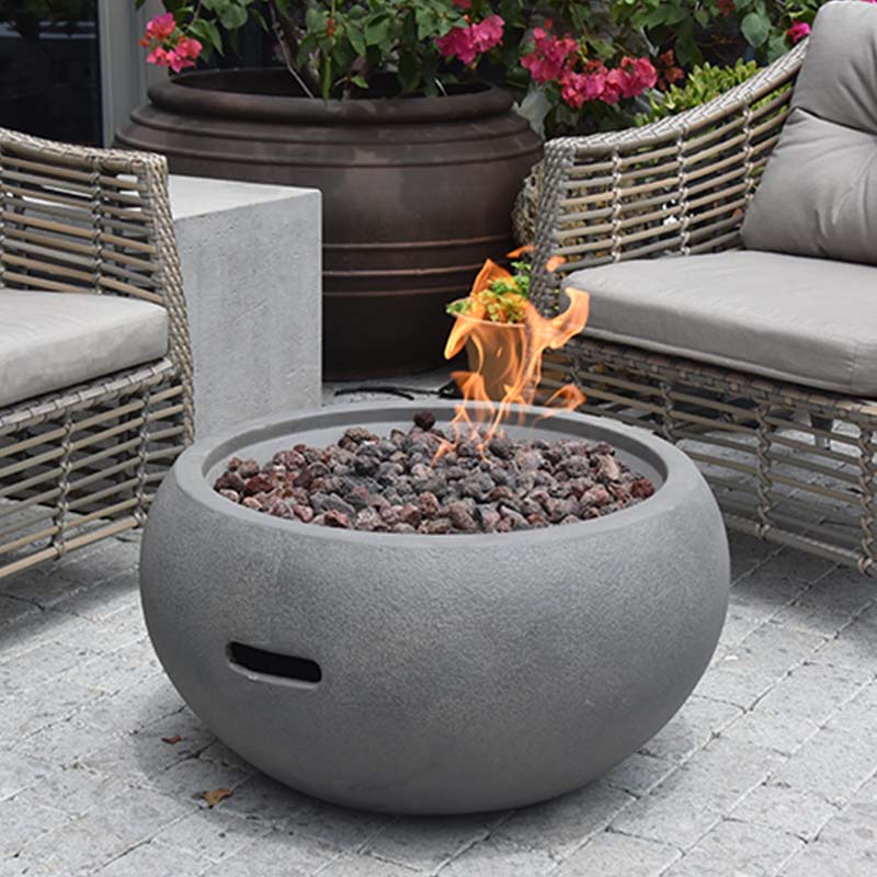 Weather-resistant fire bowl for year-round use